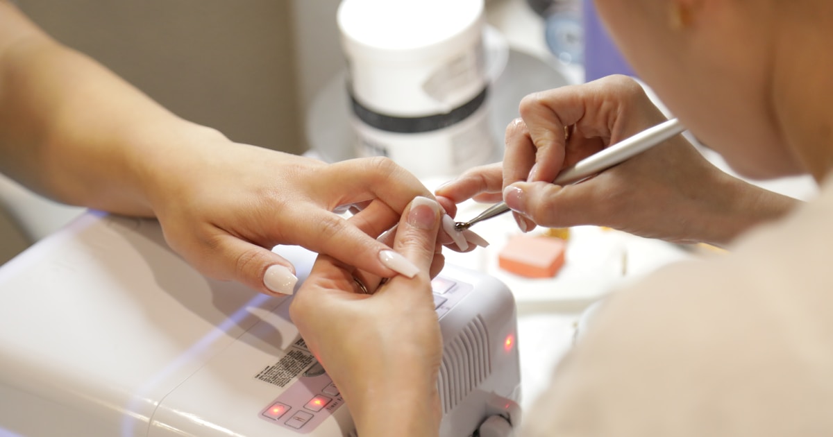 If You Run a Nail Salon, You're Losing Customers Every Day